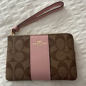 Coach Wristlet Change Purse 👛